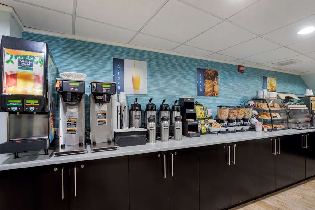 Best Western Plus Brooklyn Bay Hotel - photo 13