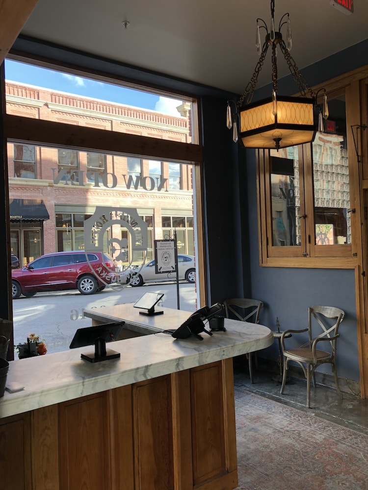 Frontier Hotel Pawhuska - photo 7