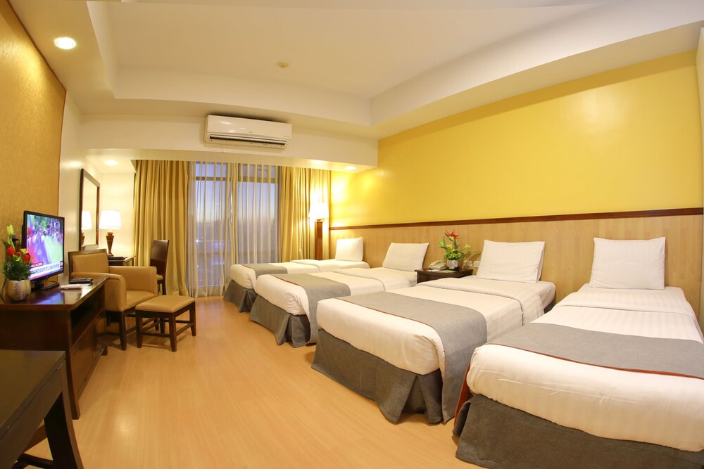 The Malayan Plaza — 4-Star Luxury Hotel in Pasig City, Philippines