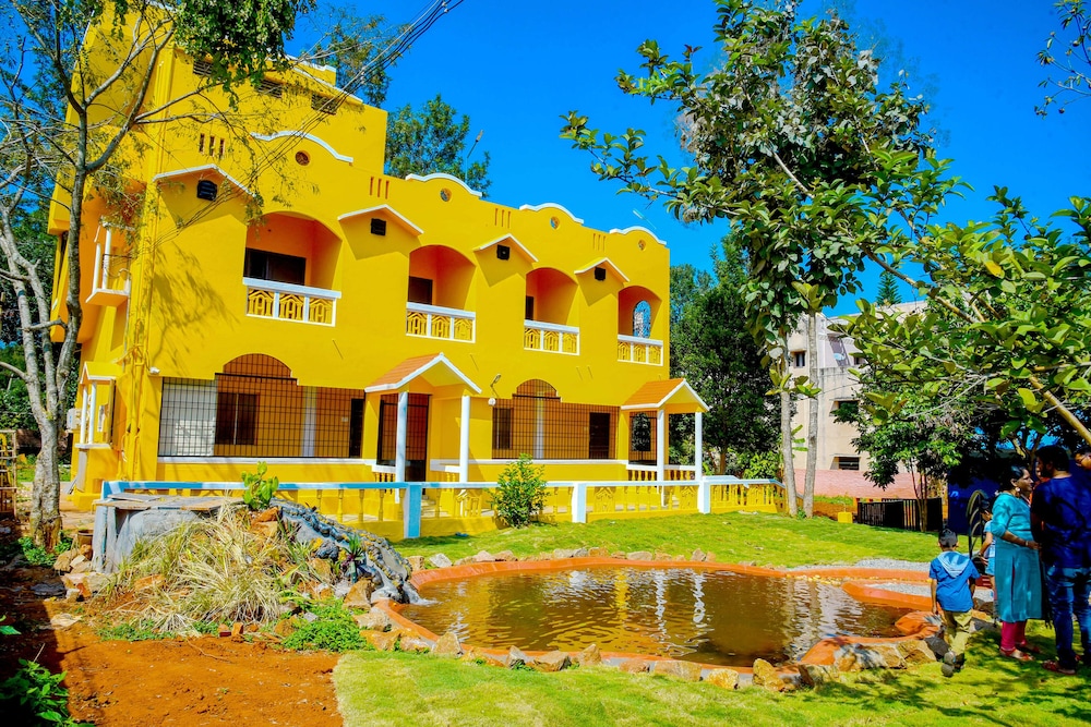 Fundera Aqua Stay — Vellore