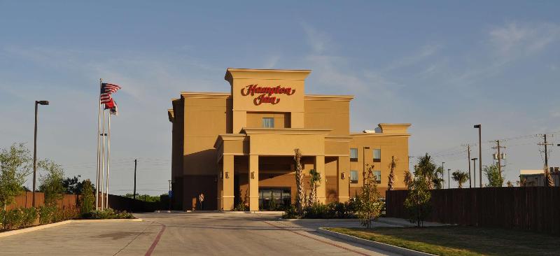 Hampton Inn Pleasanton - photo 3