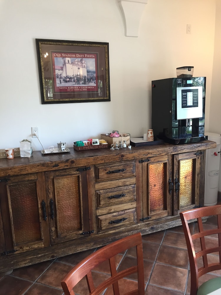The Eagle Inn - photo 177