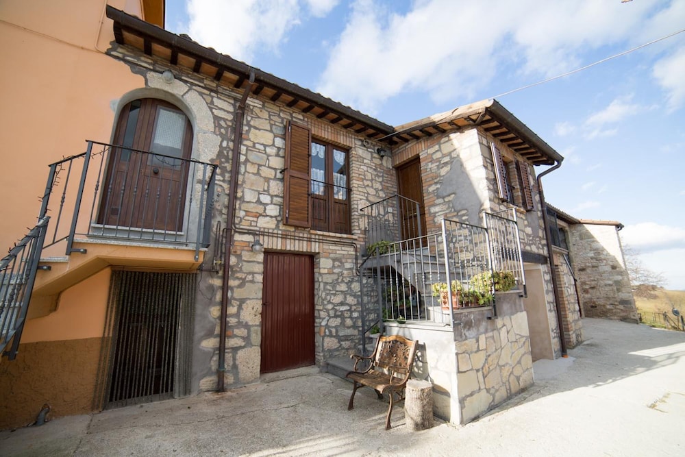 La Fattoria dei Sibillini — hotel in Montemonaco
