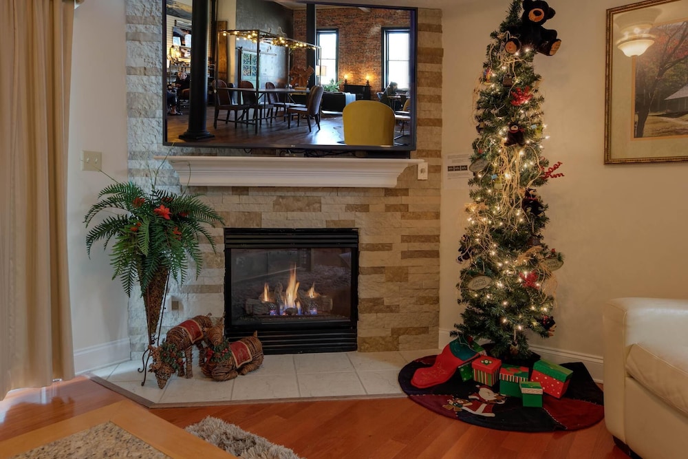 1501 Golf View Towers Southern Comfort - photo 27