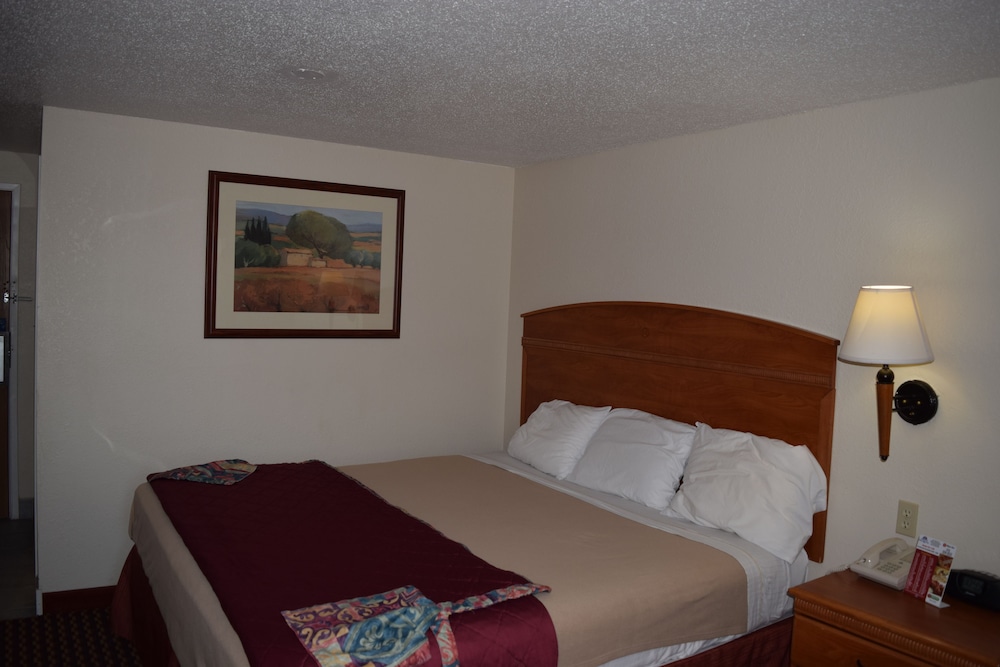 Americas Best Value Inn Jefferson City - photo 15