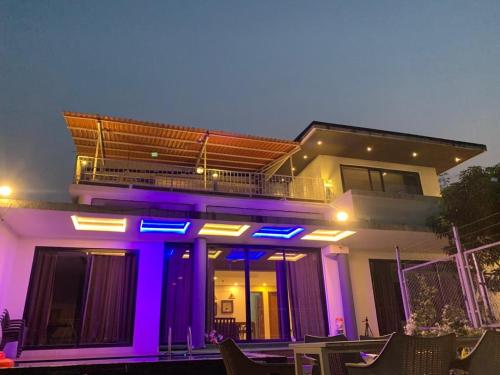 Sunshinevilla 30 - last minute hotel in Lonavla