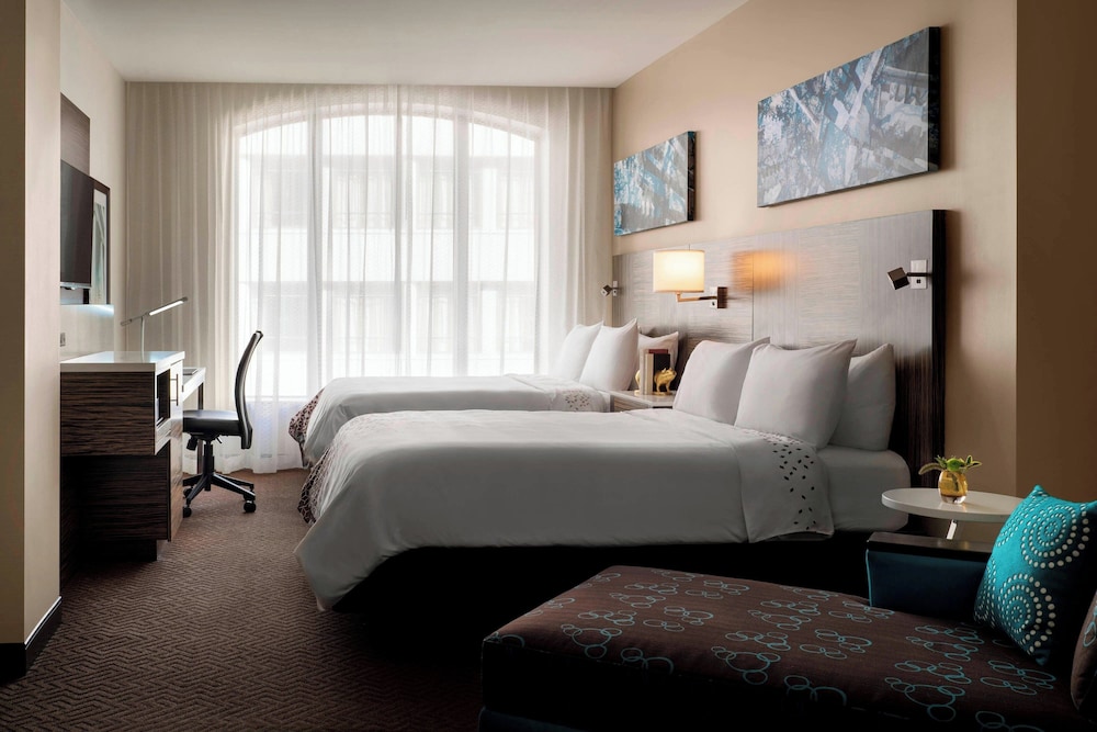Renaissance Denver Downtown City Center Hotel - photo 29