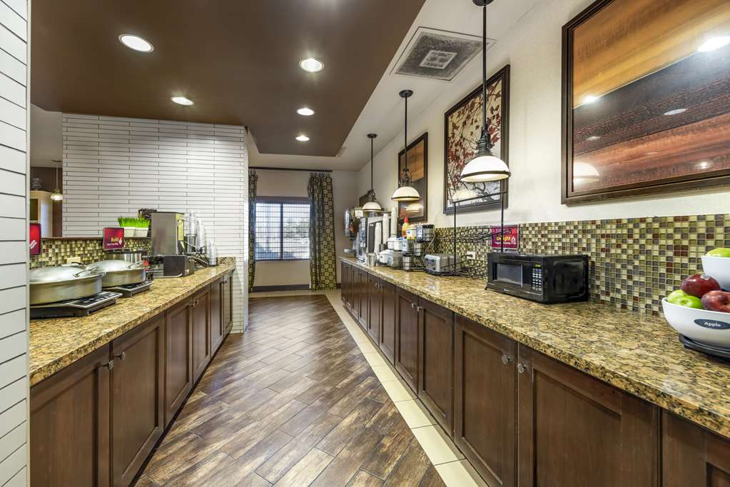 Best Western Plus Tupelo Inn & Suites - photo 29
