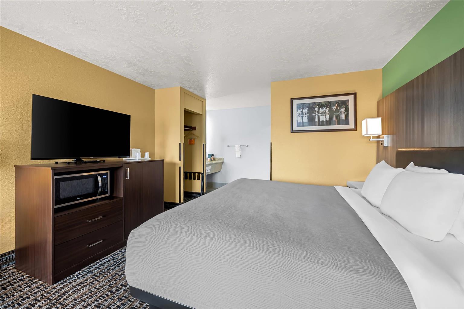 Quality Inn Madras - photo 41