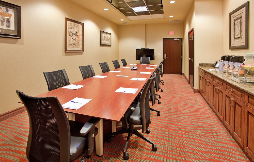 Holiday Inn Express Hotel & Suites Gallup East by IHG - photo 25