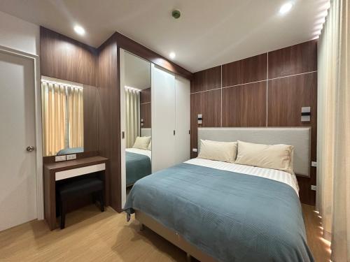 6th Avenue Sukhumvit BKK 301 BTS Asoke Nana MRT