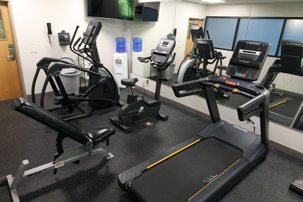 Holiday Inn Express Hotel & Suites Plymouth by IHG - photo 41