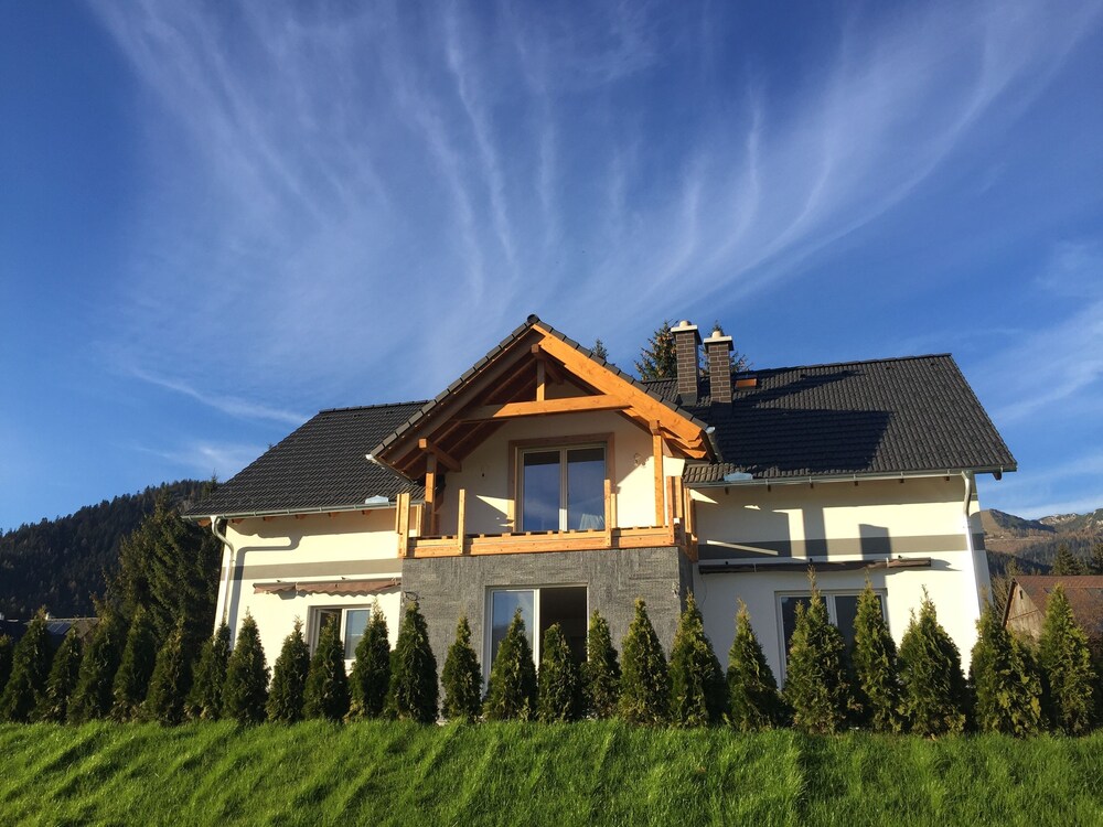 Alpenapartments Steiermark — 4-Star Luxury Hotel in Mitterndorf Im Steirischen Salzkammergut, Austria