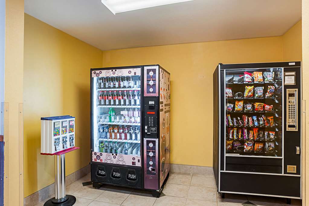 Rodeway Inn & Suites Blanding - photo 40