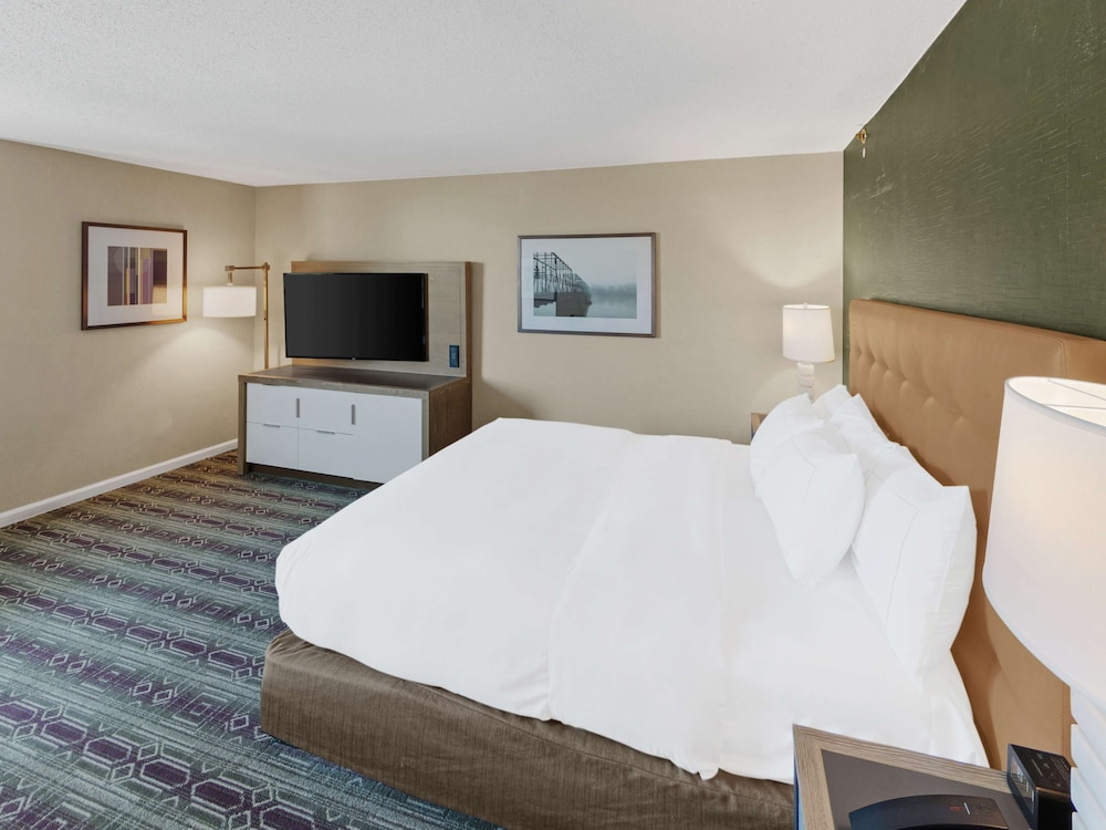 Hilton Harrisburg - photo 8