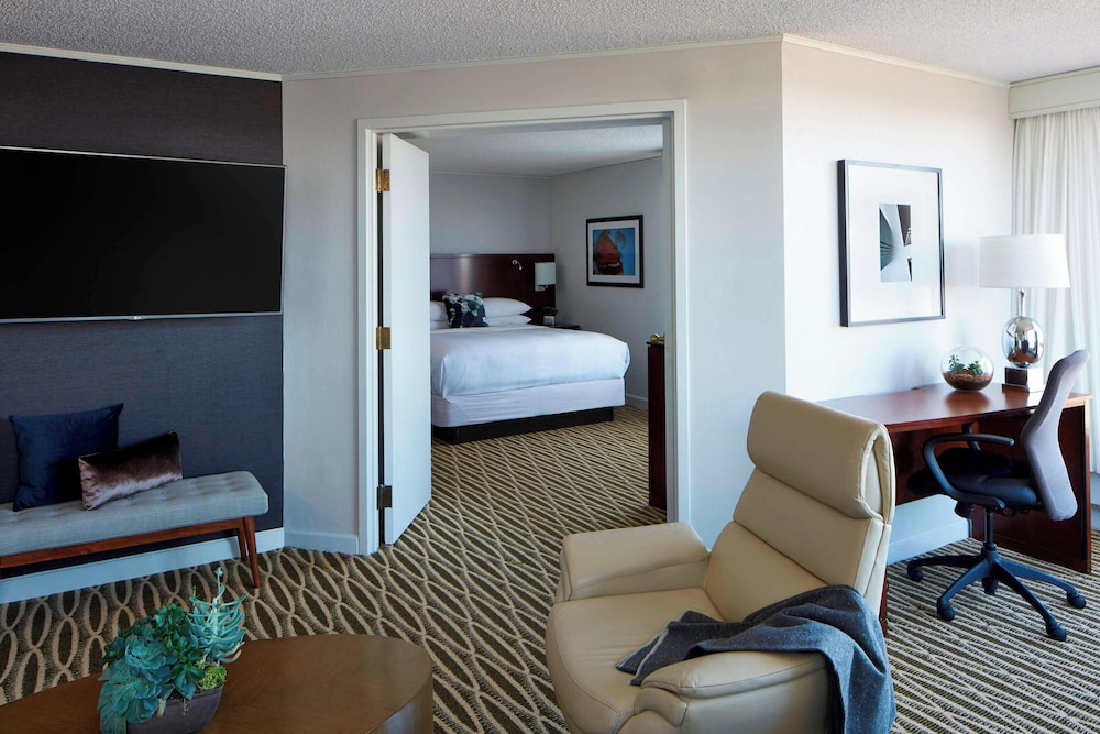 Marriott Minneapolis Southwest - photo 19