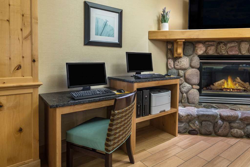 La Quinta Inn & Suites by Wyndham Idaho Falls Ammon - photo 86