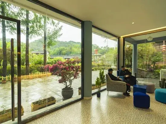 Qingmuchuan Yunshan Huzhu Hotel in Hanyuan, People's Republic of China