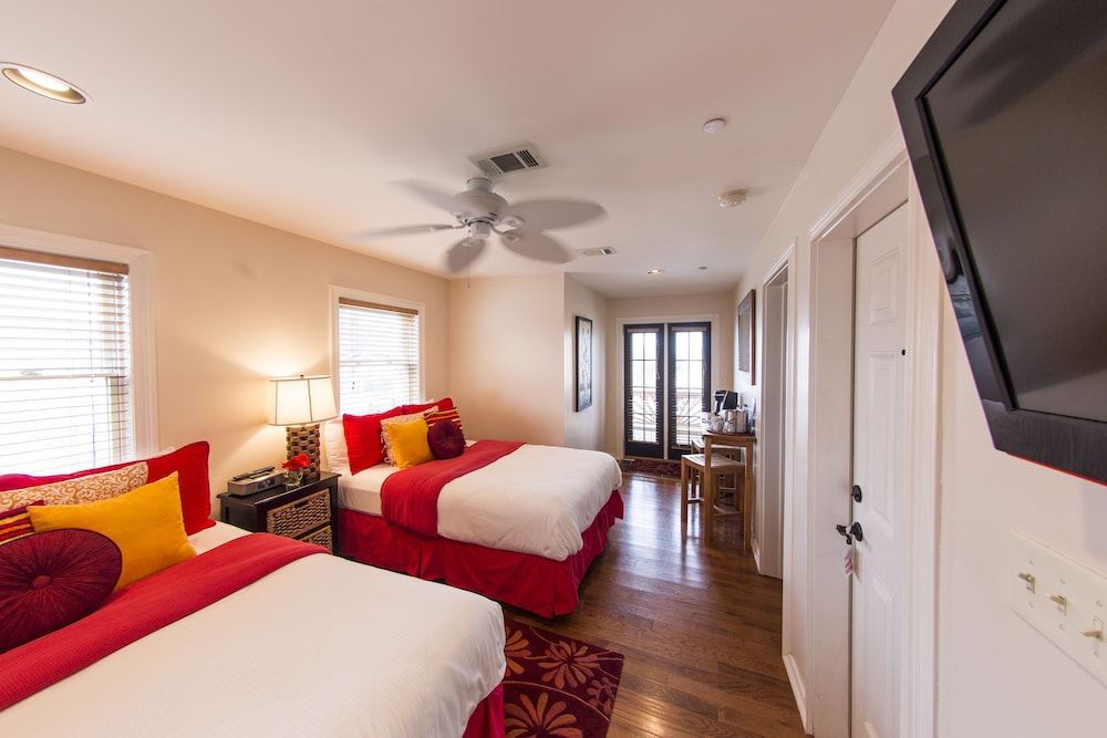 The Almanett Hotel - photo 9