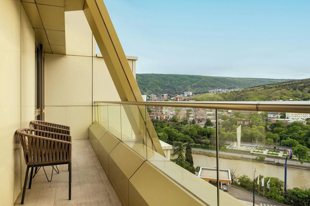 Sheraton Grand Tbilisi Metechi Palace