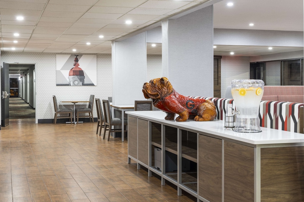 Hampton Inn Athens Georgia - photo 2