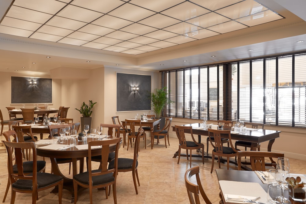 מזון ומשקאות