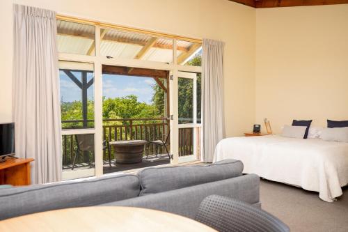 Margrain Vineyard Villas — 4-Star Luxury Hotel in Wellington, New Zealand
