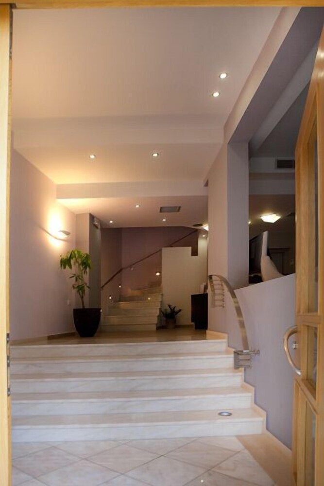 Ilion Spa Hotel — Loutra Aidhipsou — photo 2