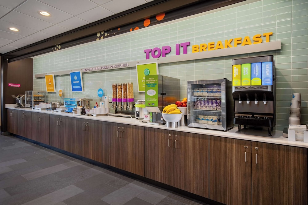 Tru by Hilton Merrillville - photo 28