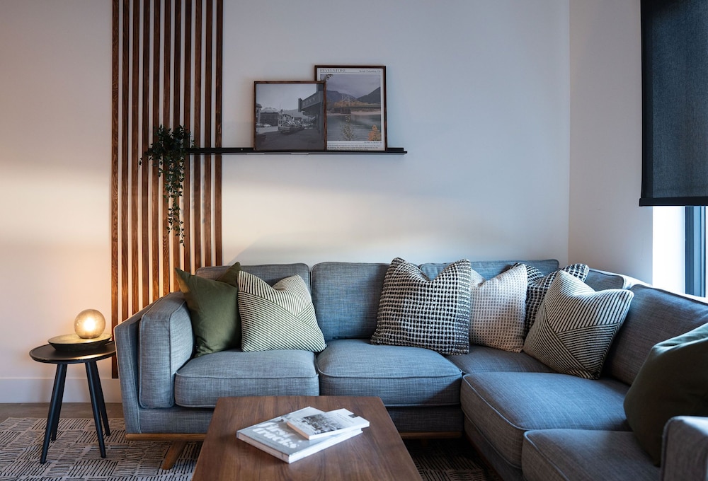 Villa 23 Cabot Peaks Revelstoke Vacation — 4-Star Luxury Hotel in Revelstoke, Canada