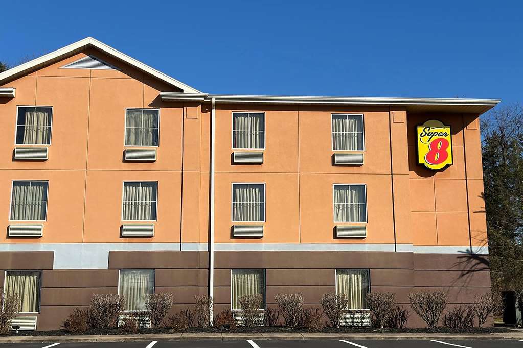 Super 8 by Wyndham Mars Cranberry Pittsburgh Area - featured photo