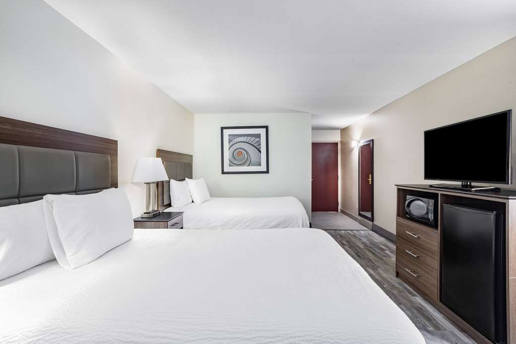 Ramada by Wyndham Hendersonville - photo 6