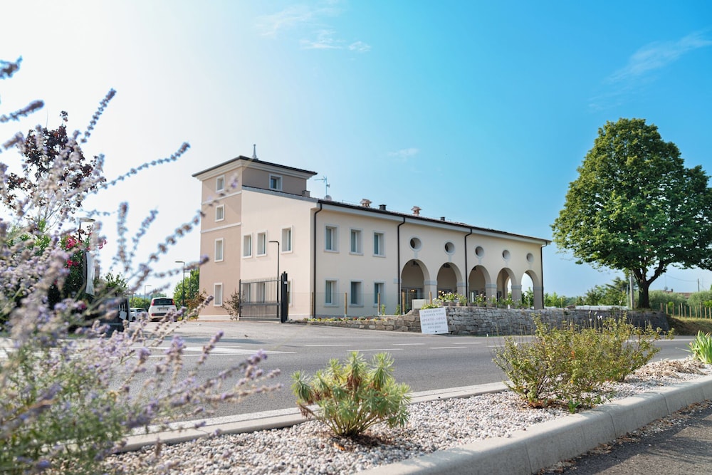 I Campi Wine Relais Lazise