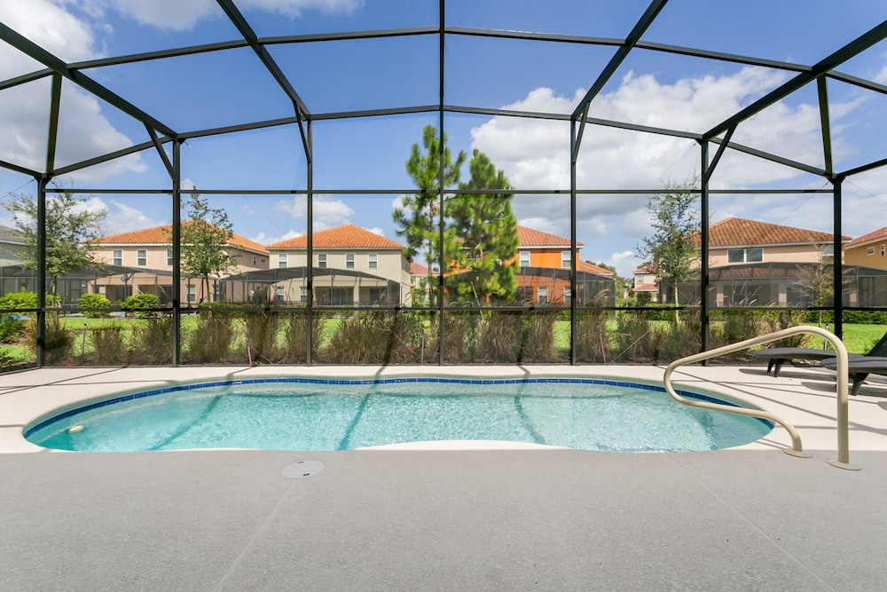 Solterra Resort 5 Bedroom Villa - photo 45