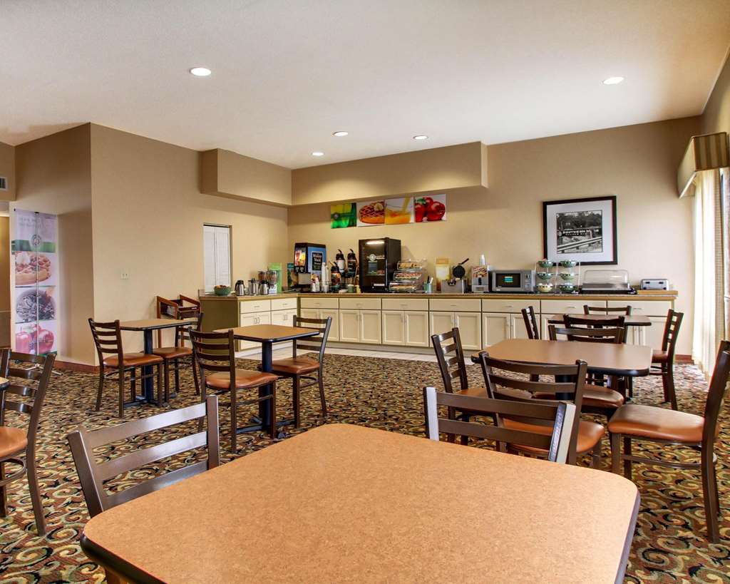 Quality Inn & Suites Hattiesburg North - photo 34