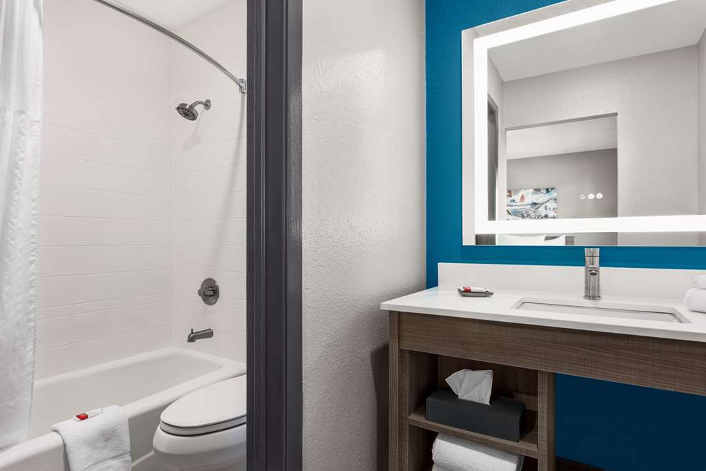 La Quinta Inn by Wyndham Temple - photo 17
