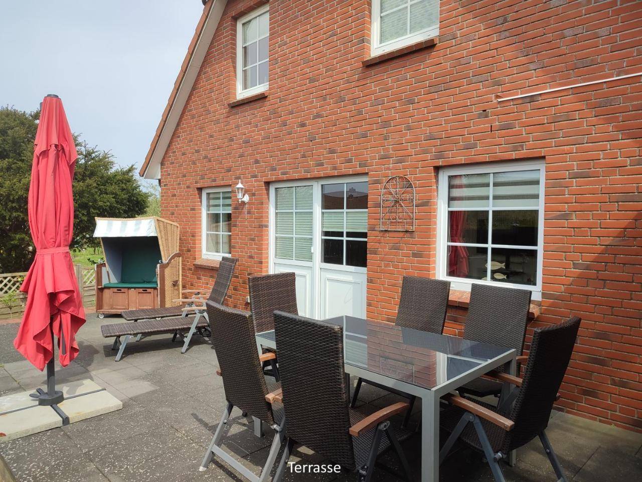 Nordseehaus Husum Mit Fahrradern — Husum