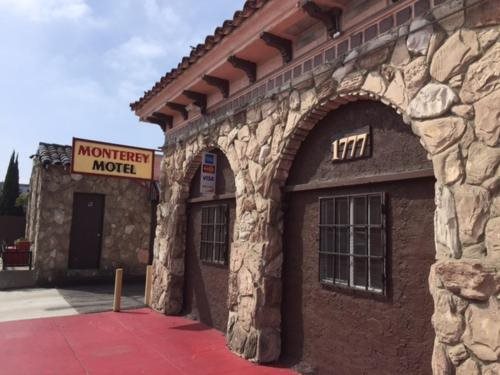 Monterey Motel - photo 10