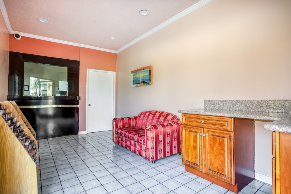 Hotel Whittier CA I 605 - photo 3