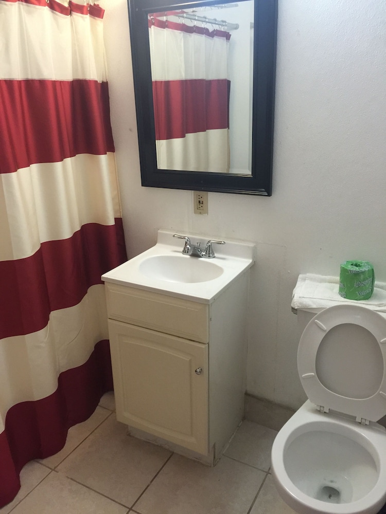 Cloud 9 Inn - photo 28