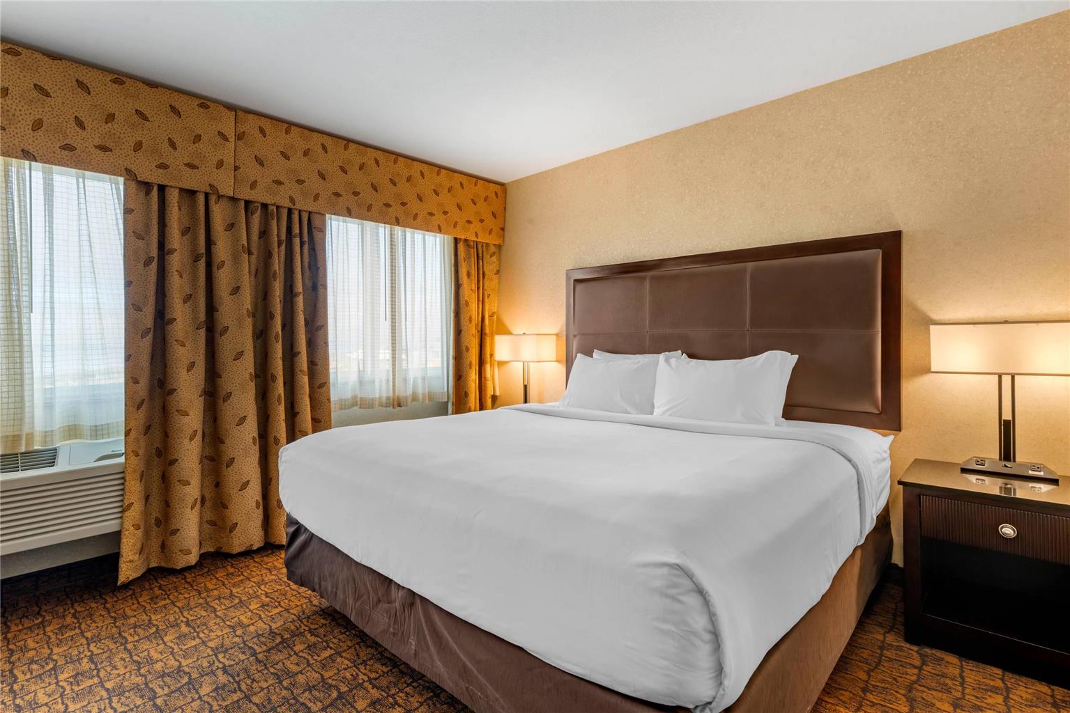 Lloyd Hotel Astoria Bayfront Ascend Hotel Collection OR - photo 21
