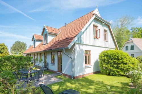 Ferienhaussiedlung Strandperlen Buchenhof 4d — Wustrow — photo 2