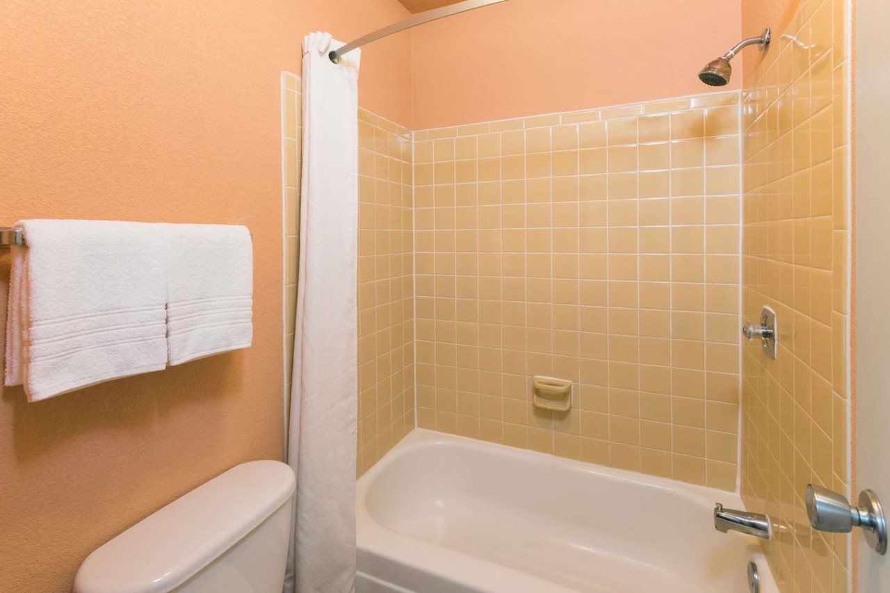 Super 8 by Wyndham Strongsville Cleveland - photo 15