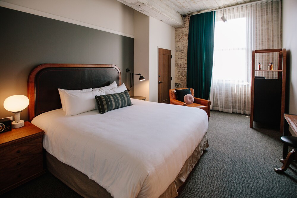 The Last Hotel - photo 15