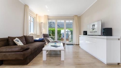 Käpt'n Kalle Ferienwohnungen — 4-Star Luxury Hotel in Zingst, Germany