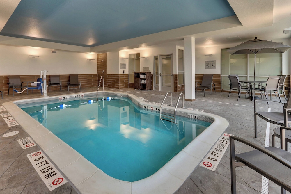 Fairfield Inn & Suites by Marriott Warsaw - photo 16