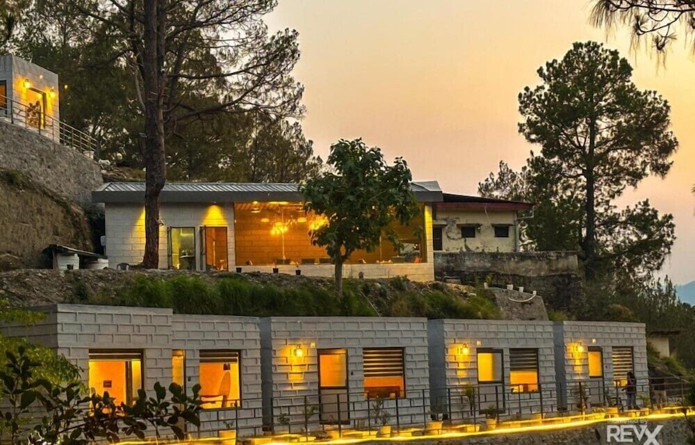 Anupraas Resort — Lansdowne