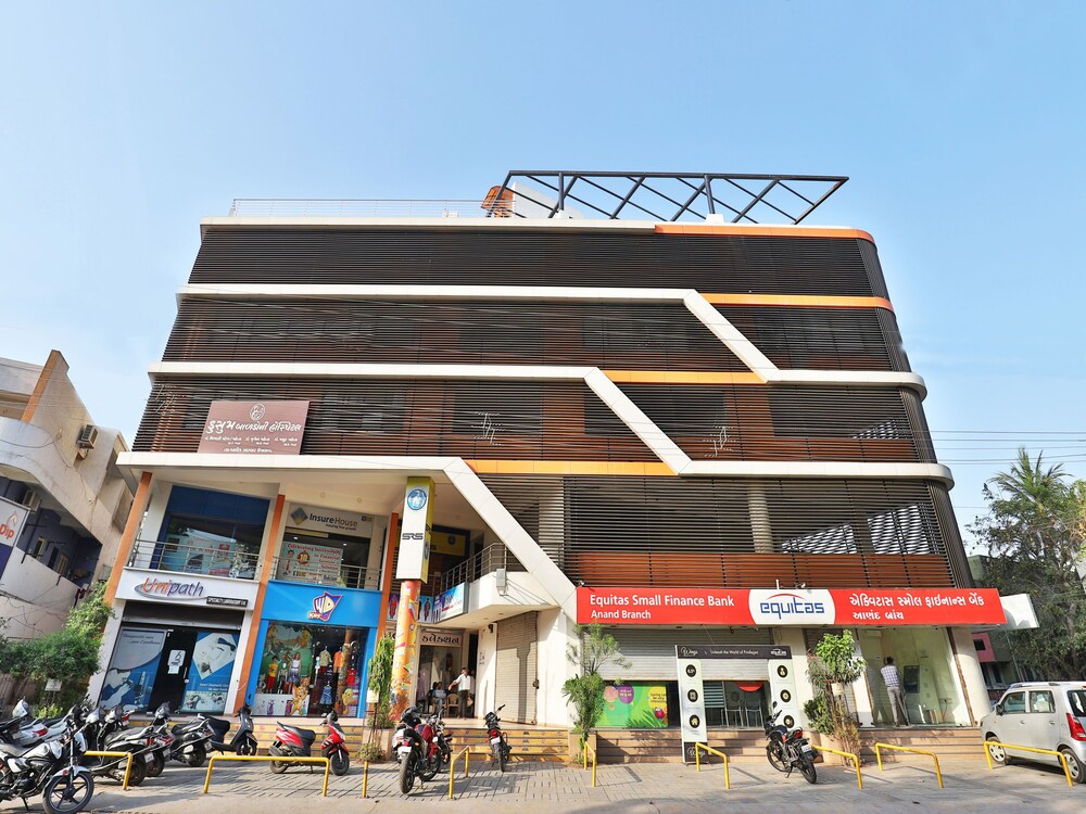 OYO 13420 Hotel Adendip Inn — hotel in Anand