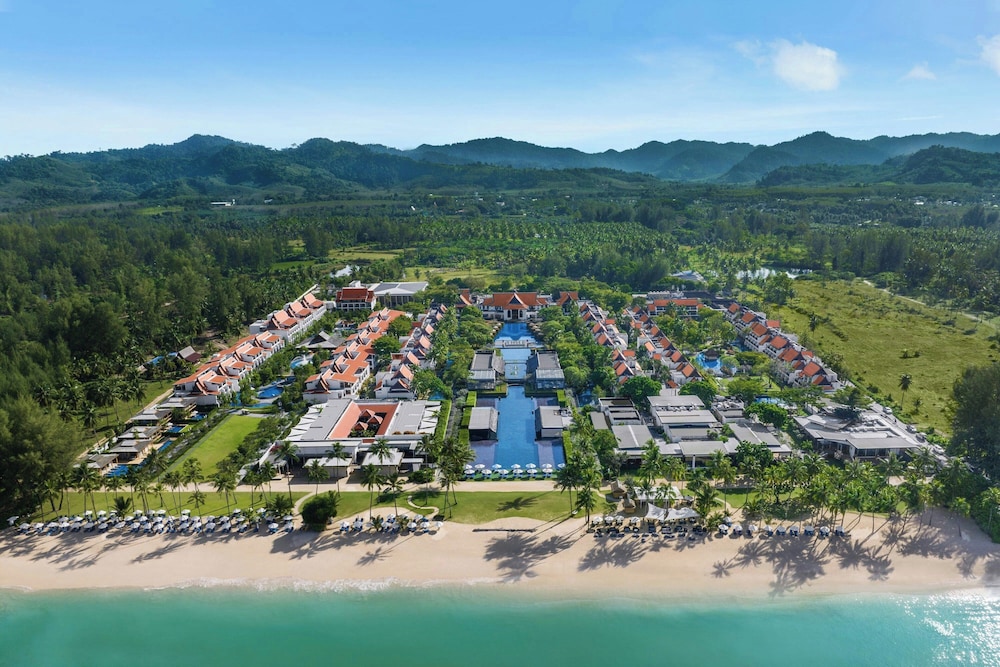 Marriott Vacation Club Khao Lak Beach Resort — 5-Star Luxury Hotel in Takua Pa, Thailand