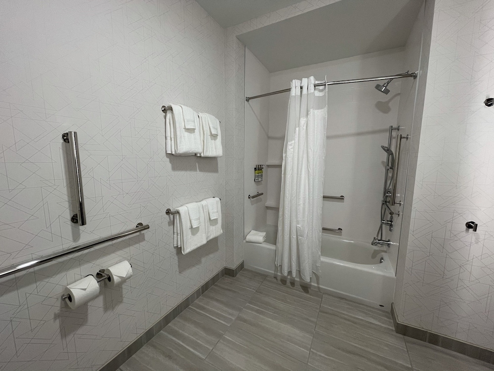 Holiday Inn Express & Suites Ft. Smith Airport by IHG - photo 10